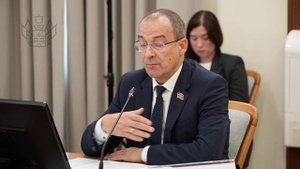 Провел совещание по инвестиционному развитию региона до 2030 года