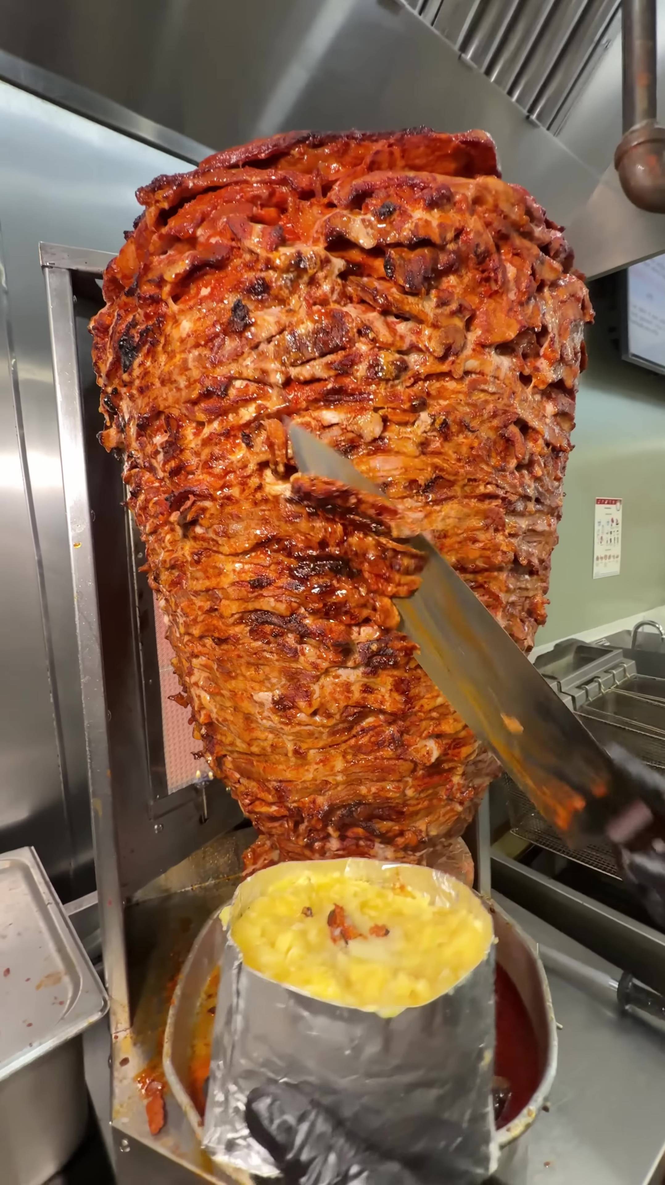 ЗАПЕЧЕННЫЙ КАРТОФЕЛЬ по-мексикански