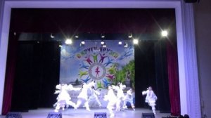 Детский танцевальный коллектив "Родничок" т."Якутяночки"