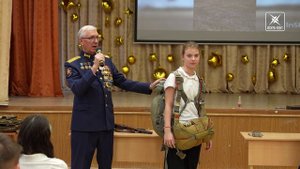 Урок мужества в гимназии №1. Ветеран спецподразделений встретился с школьниками