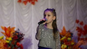 Гашина Арина  - А река течет