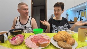 Мукбанг ВЫСКАЗАЛА Вовану всё что НАКИПЕЛО! ЗАВИСТЬ деструктивна! ХЕЙТ в сети! Семейный обед в России