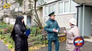 В ХОДЕ РЕЙДА СОТРУДНИКИ МЧС НАПОМНИЛИ ЖЕЛЕЗНОГОРЦАМ О СОБЛЮДЕНИИ ПРАВИЛ ПОЖАРНОЙ БЕЗОПАСНОСТИ