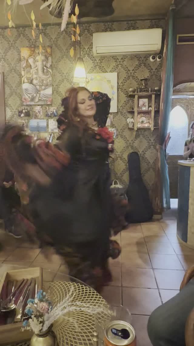 ЦЫГАНСКИЙ ТАНЕЦ "САРЭ ПАТРЯ". АРТИСТЫ НА ПРАЗДНИК. А. Усанова, коллектив цыганского танца "Экспромт"