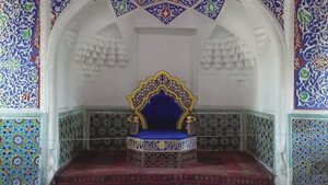 Во дворце Худояр-хана (Коканд, Узбекистан).