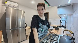 Я в БЕШЕНСТВЕ, Вован ушёл по делам и купил ЗАПРЕЩЁНКУ! Не я его ЗДОРОВЬЕ порчу а он САМ! ВЫСКАЗАЛАСЬ