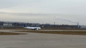 Первые кадры взлета российского среднемагистрального самолета МС-21 с аэродрома «Яковлев»