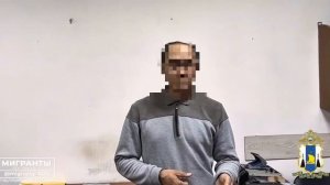 На Сахалине кишлачник спалился, заехав на парковку для служебных авто МВД.