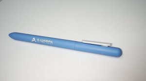 УФ печать ручек на заказ: Ручка шариковая Swiper Soft Touch, голубая с белым. Срочно от 100 штук