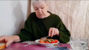 Мукбанг/покушаем/всем приятного аппетита