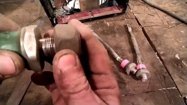 Пусковое устройство из сварочного аппарата. Не запускай сваркой без переделки. .mp4 смотреть онлайн