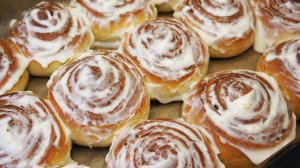 ВОЗДУШНЫЕ БУЛОЧКИ СИННАБОНЫ РЕЦЕПТ | БУЛОЧКИ С КОРИЦЕЙ И КРЕМОМ РЕЦЕПТ