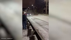 8 автомобилей попали в аварию из-за гололёда в Иркутске