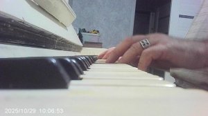 Пианино: импровизация в гармонии: C/Am/F/G