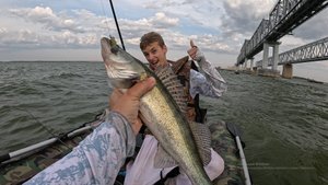 ДОН. БЕШЕННЫЙ КЛЁВ на вечорке.