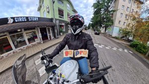 Insta 360x5 Gopro отдыхает в сторонке мотоциклы покатушки тест драйв мотопутешествия