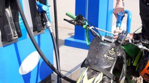 В Приморье запретили продажу топлива подросткам младше 16 лет