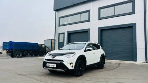 Toyota RAV4, 2018 год