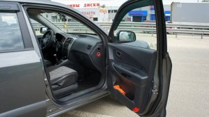 Как снять обшивку передней двери  Хёндай Тюксон