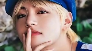 "💜 Возвращение Тэхёна: Эмоциональный приём от Арми в аэропорту! ✈️✨"