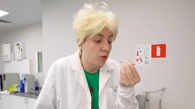 Стали УЧЕНЫМИ на 24 Часа Создали МОНСТРА [get-save.com].mp4 смотреть онлайн