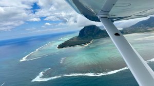 Маврикий 10/10-2025г. подводный водопад Ле Морн Брабан