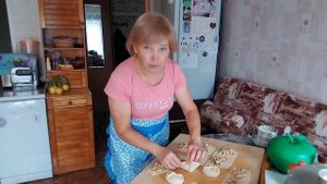 Жизнь в деревне. Манты на обед.