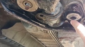 СНЯЛ ПЕРЕДНЮЮ БАЛКУ Mitsubishi Galant 6