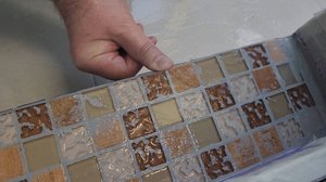 Балкон в стиле лофт: формирование угла эпоксидной затирки Ceresit CE 89 серый бетон 🔪 🧱 👇