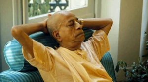 Утренняя прогулка Шрилы Прабхупады 29.10.1975, Найроби. Психология невежественных.