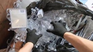 Как_я_зарабатываю_лазая_по_мусоркам_Питера_Dumpster_Diving_RUSSIA6