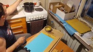 Самодельная вощина на ячейке 5,6 из своего воска.