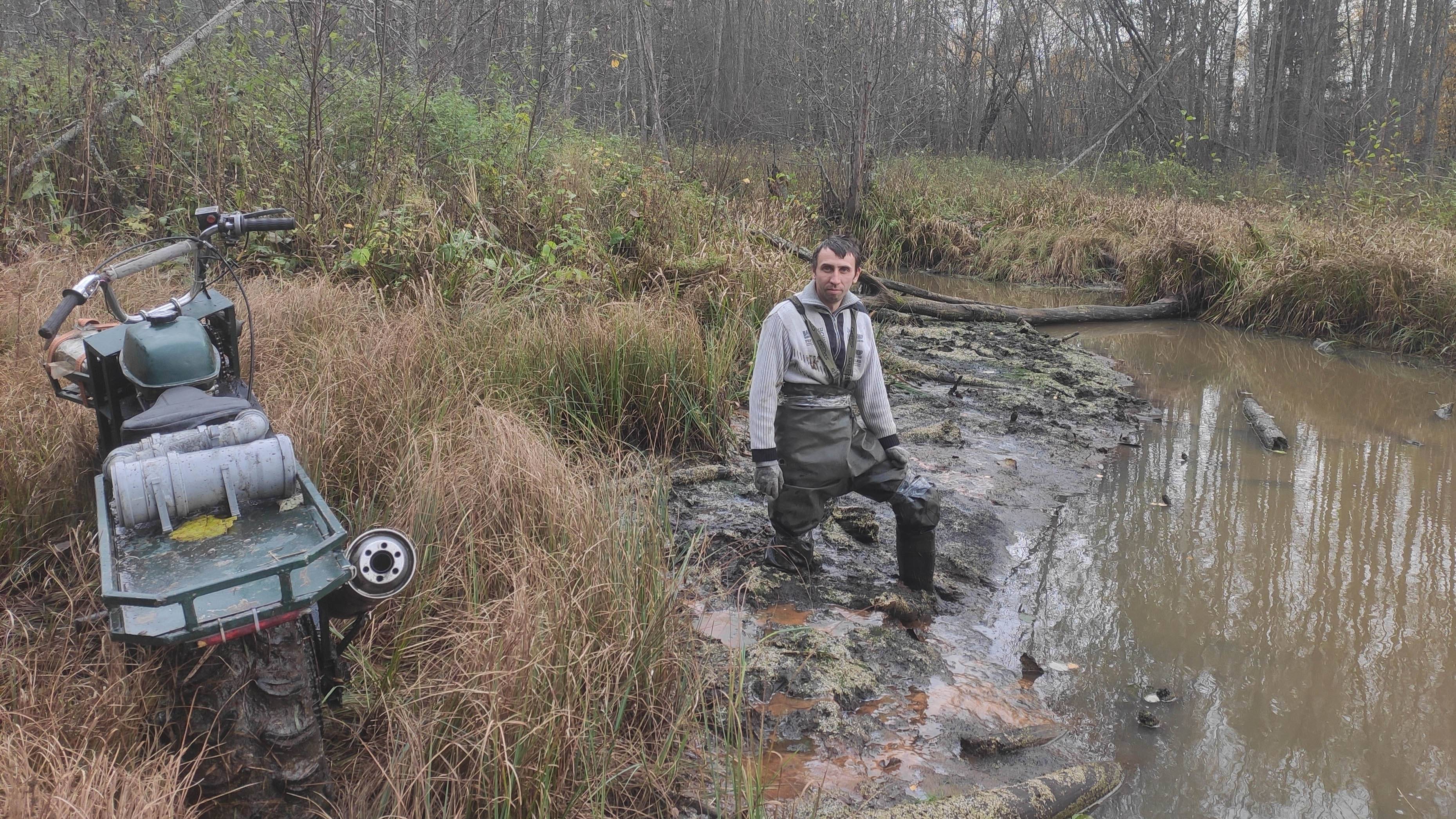 Выезд на Мега ручей на полноприводном мотоцикле, ели выбрался из ручья, возвращение смотреть онлайн