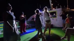 #классная дискотека на теплоходе.#продолжение ролика плывём танцуем