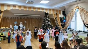 Вальс "Падает снег". Красивый новогодний парный танец в подготовительной группе.