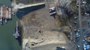 Аквалайт. Подъем Плавкрана ГАНЦ на зимний ремонт на пневматических ролик-мешках