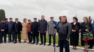 29 октября — день памяти выдающегося государственного деятеля первого Президента КБР