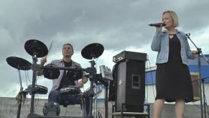 "Пластиночка виниловая" - Гр. "Коктейль"(г. Зарайск) Сл. Михаил Андреев, муз. Алексей Петрухин.