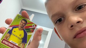 Я играю в футбольная карточки. Кто выиграет?