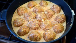 Перемешайте фарш с рисом! Век живи-век учись! Долго искала и наконец-то нашла правильный рецепт