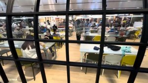 Самый большой Старбакс на Тайване ☕ 24-часовой книжный и подземный торговый город