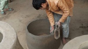 Процесс изготовления глиняной печи тандыр
