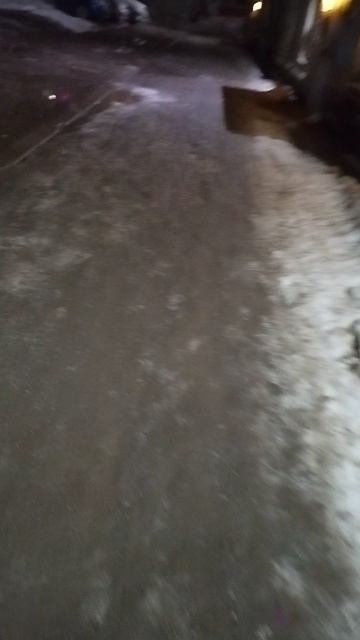 №276. Двор Г. Звезда 73 - Красноармейская 52. 15 марта 2025 г., 21:24:28. VID_20250315_212247388