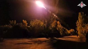 💥 Расчеты РСЗО «Ураган» Южного военного округа уничтожили пункт временной дислокации и укреплени...