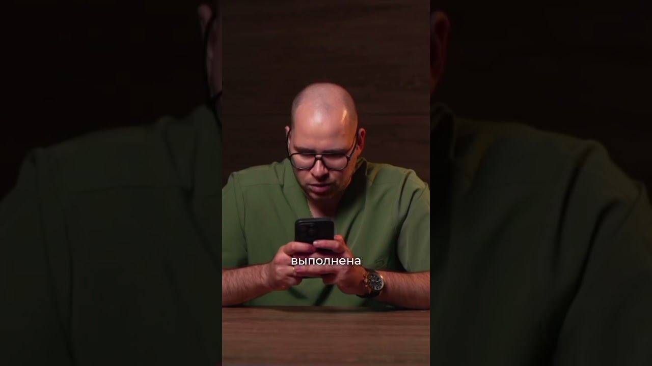 Секрет молодости звёзд: пластика Линдси Лохан, Деми Мур и Донателлы Версаче смотреть онлайн