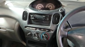 Как снять панель приборов и центральную панель Toyota FunCargo