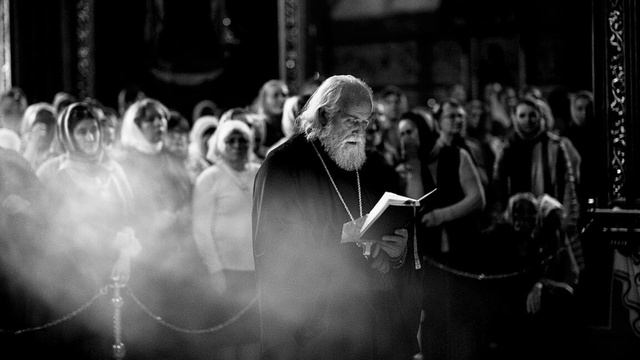 Чин отчитки бесноватых и проповедь Архимандрита Германа (Свято-Троицкая Сергиева Лавра) смотреть онлайн