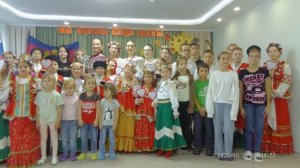 2025 г. 29 октября фото на память для детского реабилитационного центра от хора Казачата👍