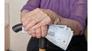 Положена ли пенсия россиянам, которые никогда не работали