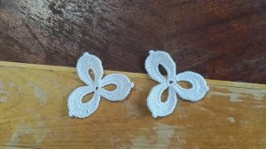 Трилистник крючком для Ирландского кружева,обзор ниток и крючков